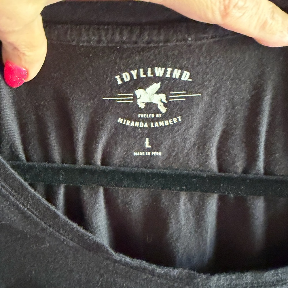 Idyllwind Black Graphic Women's Top - Picture 3 of 3